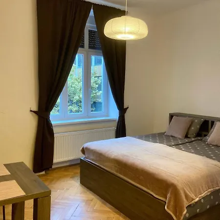Twix Apartament *