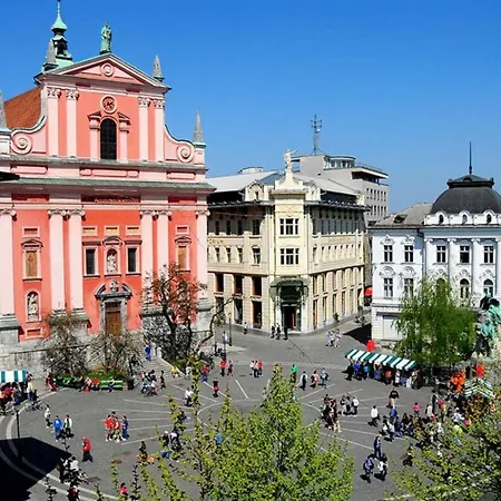 Twix Апартаменти *